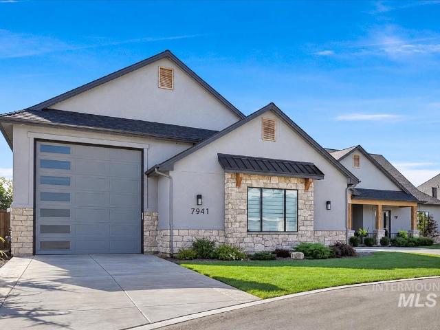 House for sale in Moon Valley, Star