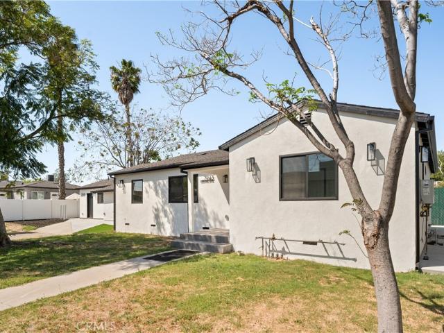 House for sale in Canoga Park, California