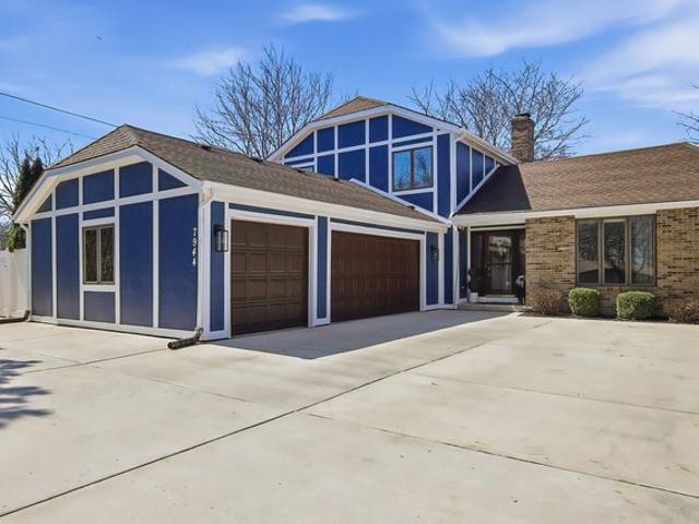 House for sale in Pleasant Prairie, Wisconsin