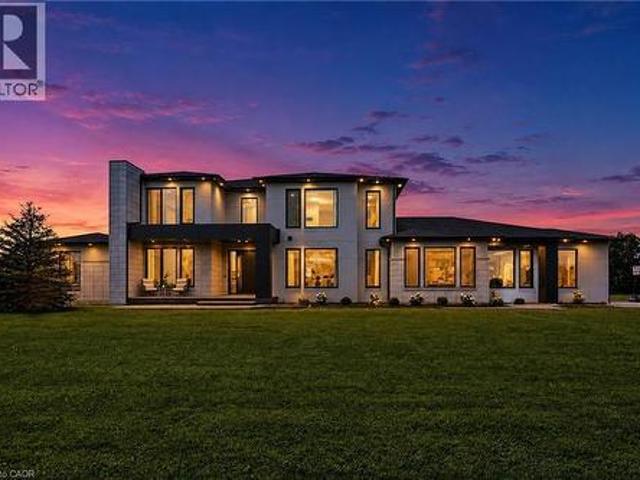 House for sale in Niagara, Ontario