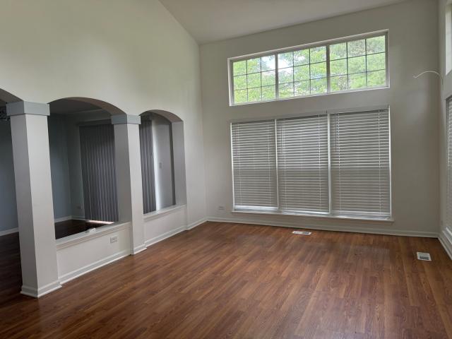 Property for rent in Buffalo Grove, Illinois