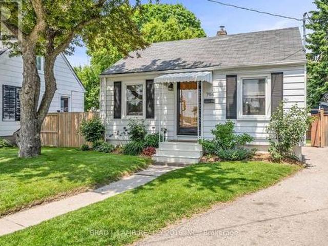 House for sale in Woburn, Ontario