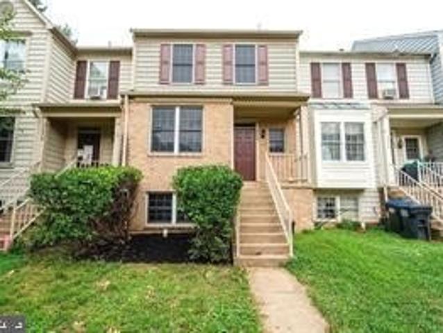 Townhouse for sale in Virginia