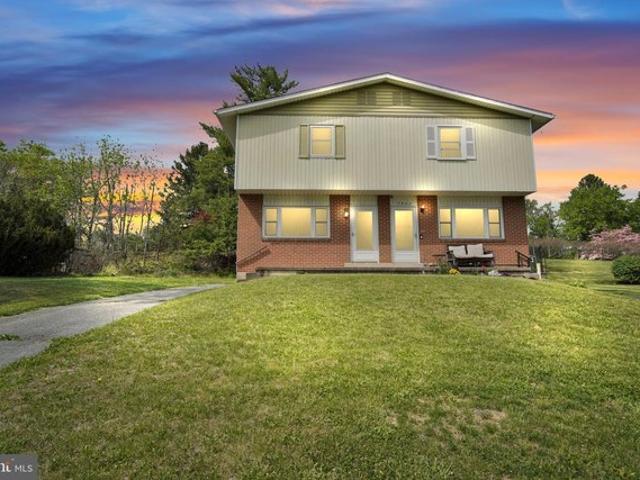 Townhouse for sale in Hummelstown, Pennsylvania