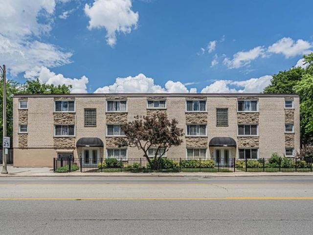 Condo for sale in River Forest, Illinois