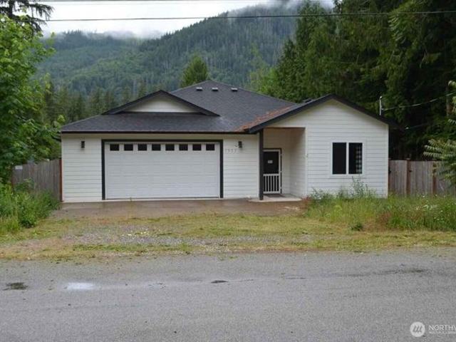 House for sale in Deming, Washington