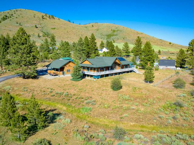 House for sale in Portola