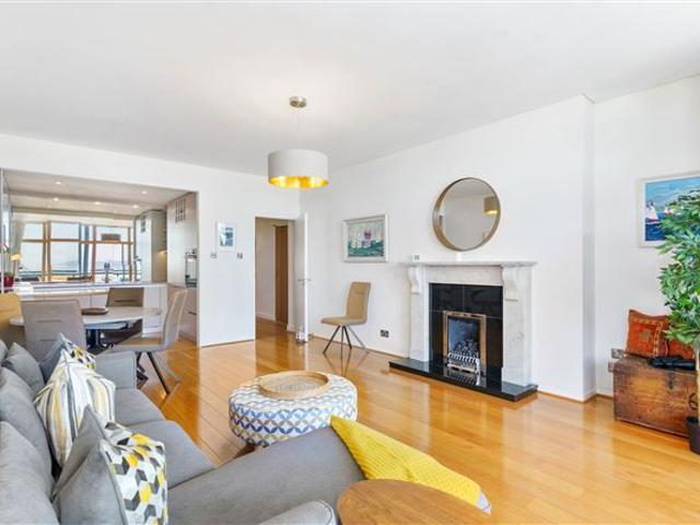 Apartment for sale in Dun Laoghaire, North Tipperary