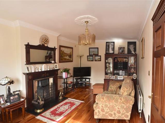 Detached House for sale in Gaillimh, Connacht