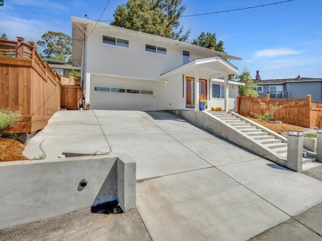 House for sale in Redwood City