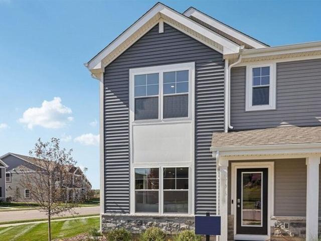 Townhouse for sale in Burlington, Wisconsin