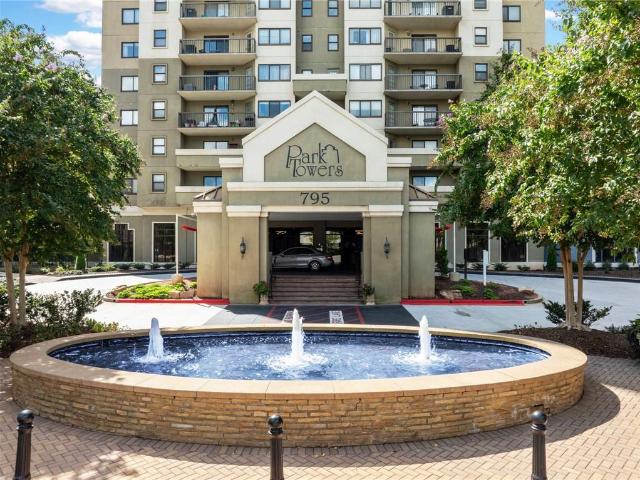 Condo for sale in Sandy Springs, Georgia