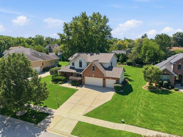 House for sale in Crown Point, Indiana