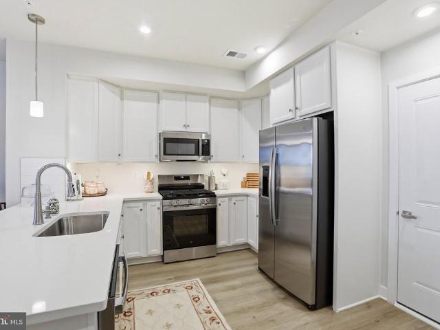 Condo for sale in West Gate, Bull Run