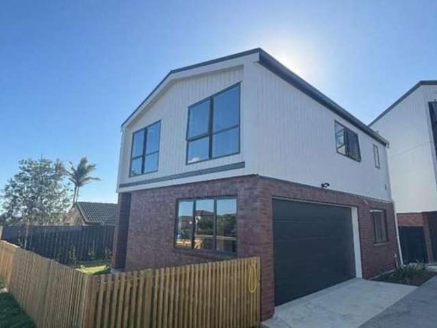 House for rent in Howick, Oroua County