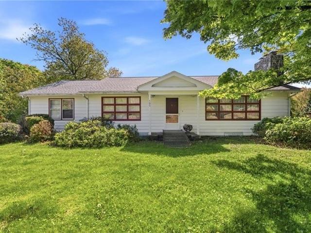 House for sale in Pomfret, Connecticut