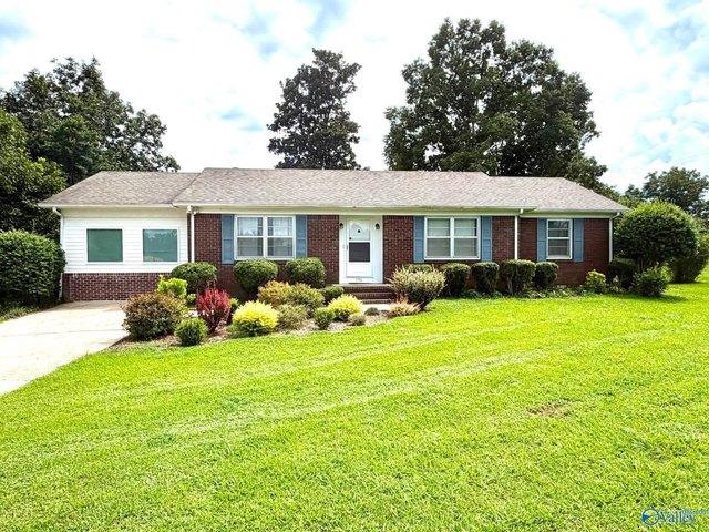 House for sale in Boaz, Alabama