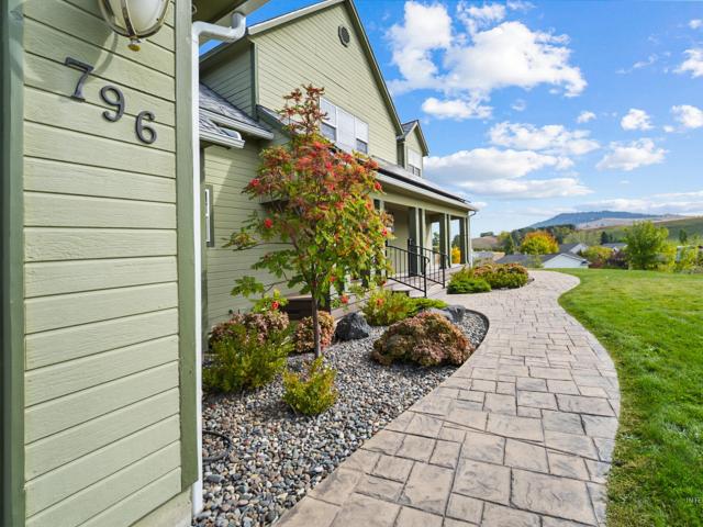 House for sale in Moscow, Latah County