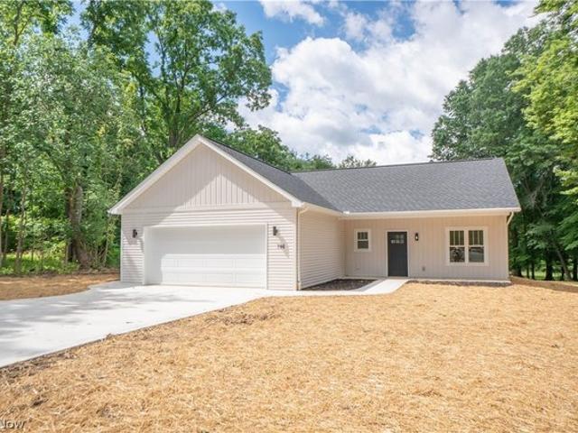 House for sale in Summit, Ohio