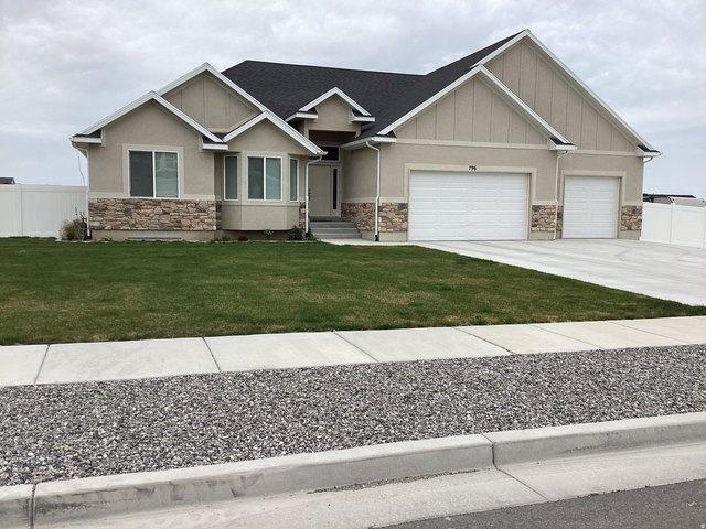 House for sale in Grantsville, Utah