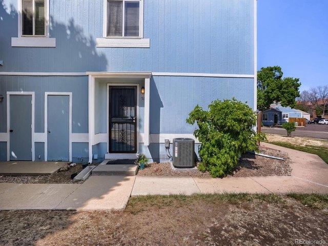 Condo for sale in Arvada, Colorado
