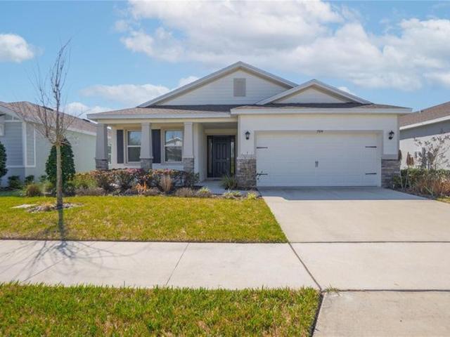 House for sale in Oxford, Florida