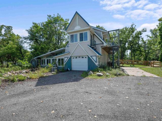 House for sale in Dundee, Michigan