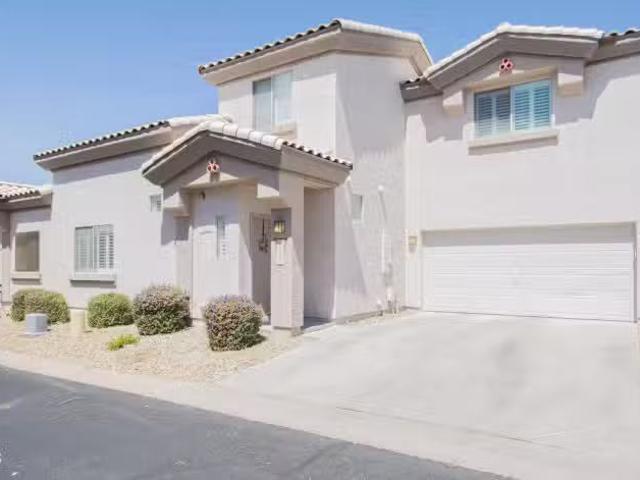 Condo for sale in Peoria