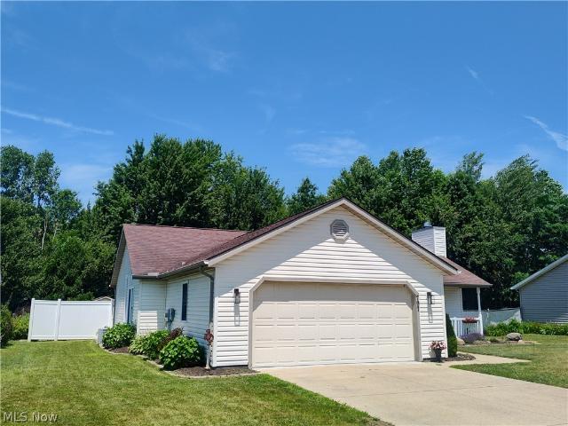 House for sale in Geneva, Ohio