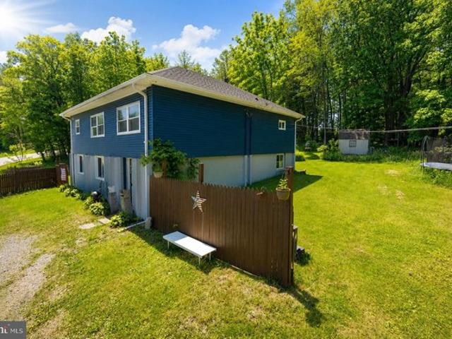 House for sale in Garrett, Maryland