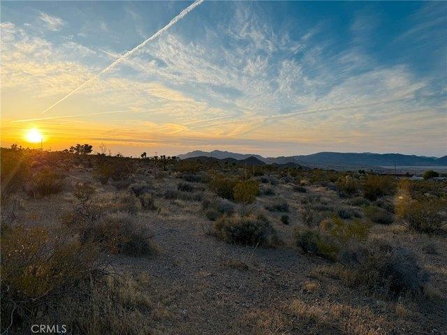 Land for sale in Lucerne Valley, California