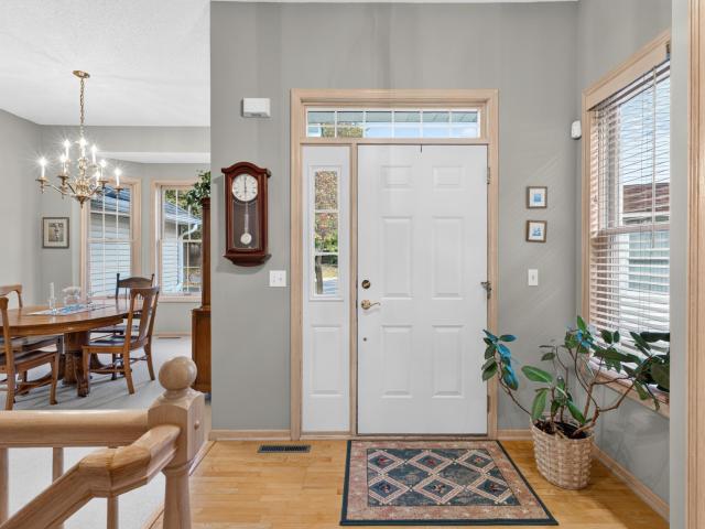 Townhouse for sale in Maple Grove, Hennepin County