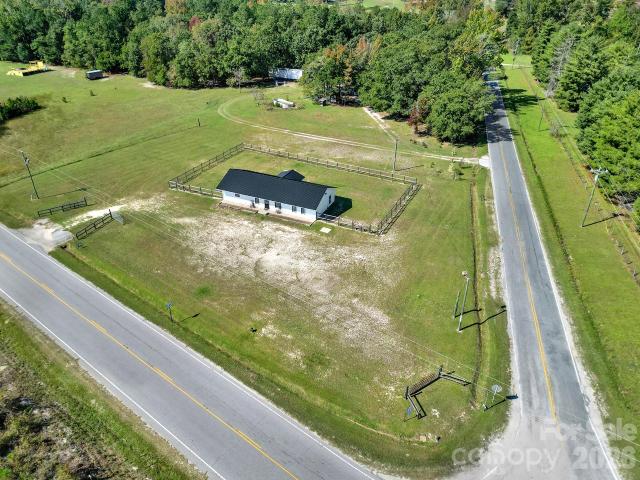 House for sale in Kershaw, Lancaster County