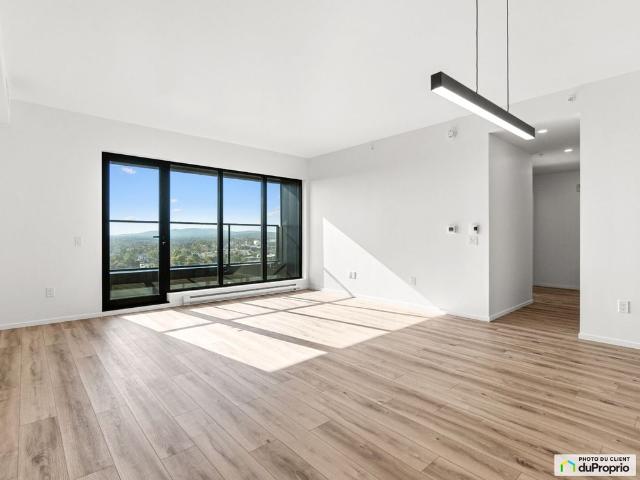 Apartment for rent in Les Rivières, Québec