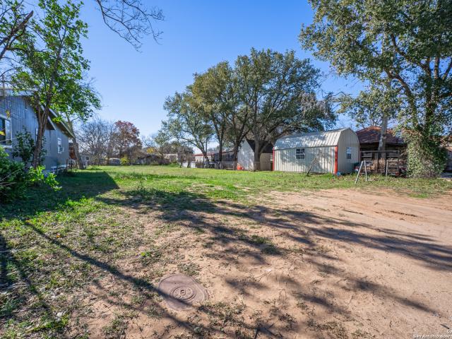 Land for sale in Somerset, Texas