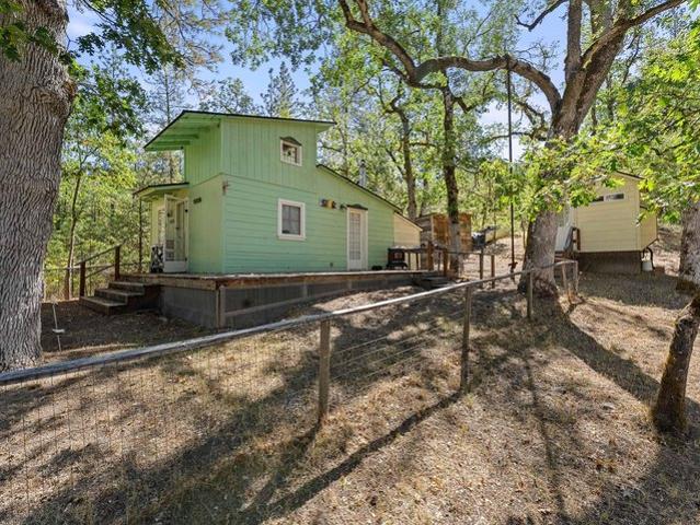 House for sale in Rogue River, Oregon