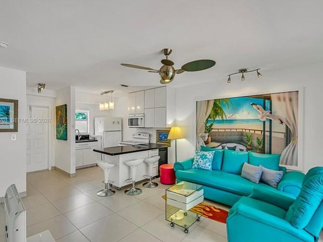 Townhouse for sale in Key Biscayne, Florida