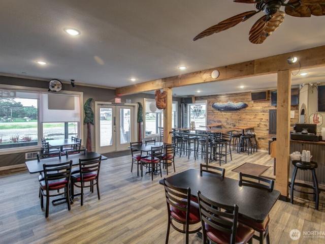 Commercial for sale in Ocean Shores