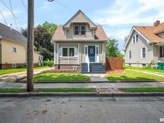 House for sale in Galesburg, Illinois
