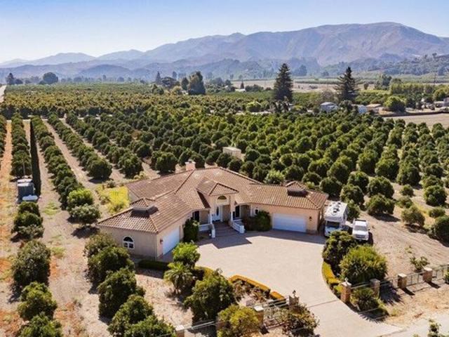 House for sale in Fillmore, California