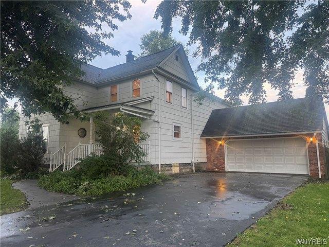 House for sale in Clarence, New York