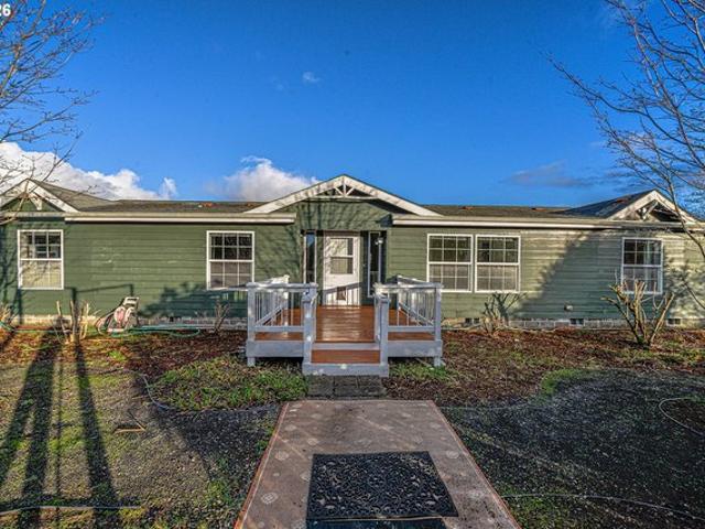 House for sale in Oregonia
