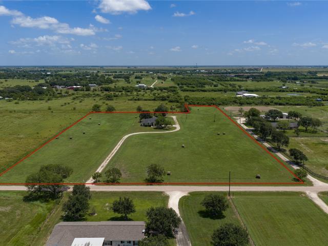 House for sale in Edna, Texas