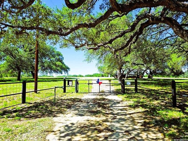House for sale in Medina, Texas