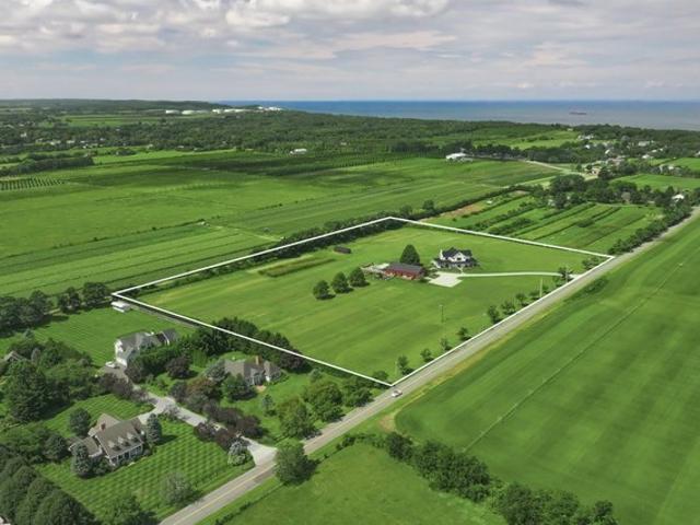 House for sale in Jamesport, New York
