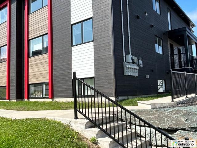 Apartment for rent in Les Nations, Sherbrooke