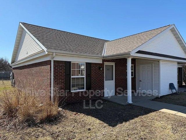 House for sale in Chatham, Illinois