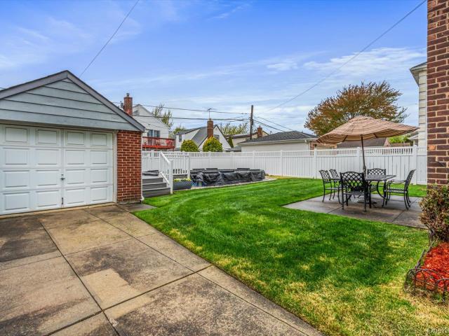 Property for sale in Queens, Arverne