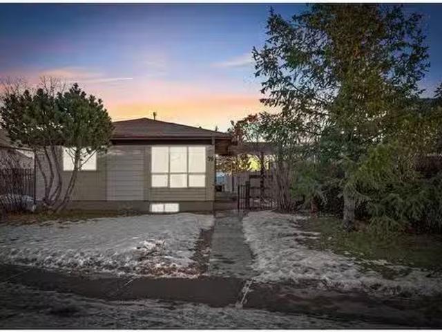 House for sale in Northwest, Alberta