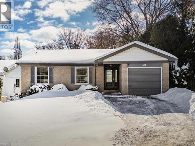 House for sale in Ancaster, Ontario